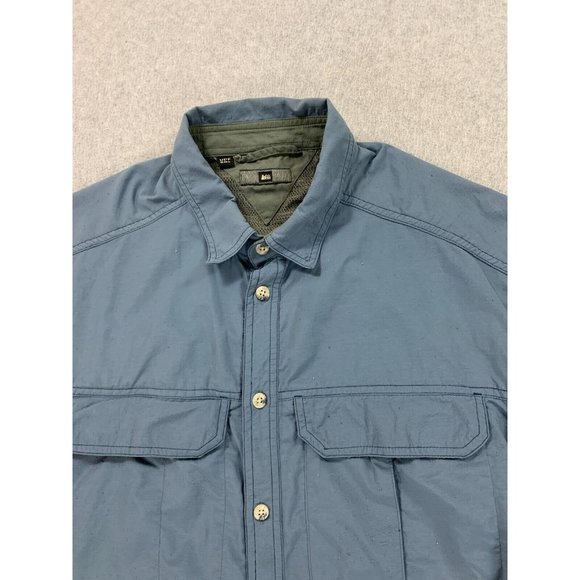 REI Nylon UPF 50+ Solid Breathable Button Down Shirt (Men's Large) Blue - Picture 2 of 11
